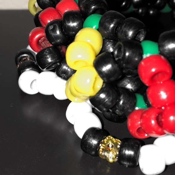 Rasta Chandelier Kandi Cuff - Picture 4 of 4